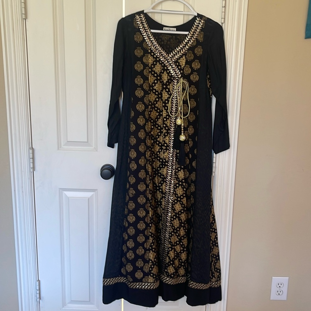 Pakistani Indian kurta by Sudra Younus in black with gold block print.